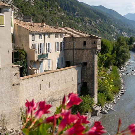 L'Orbitelle Leilighet Entrevaux Eksteriør bilde